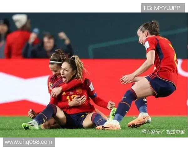 韩国女星热议足球明星背后的故事与魅力展现